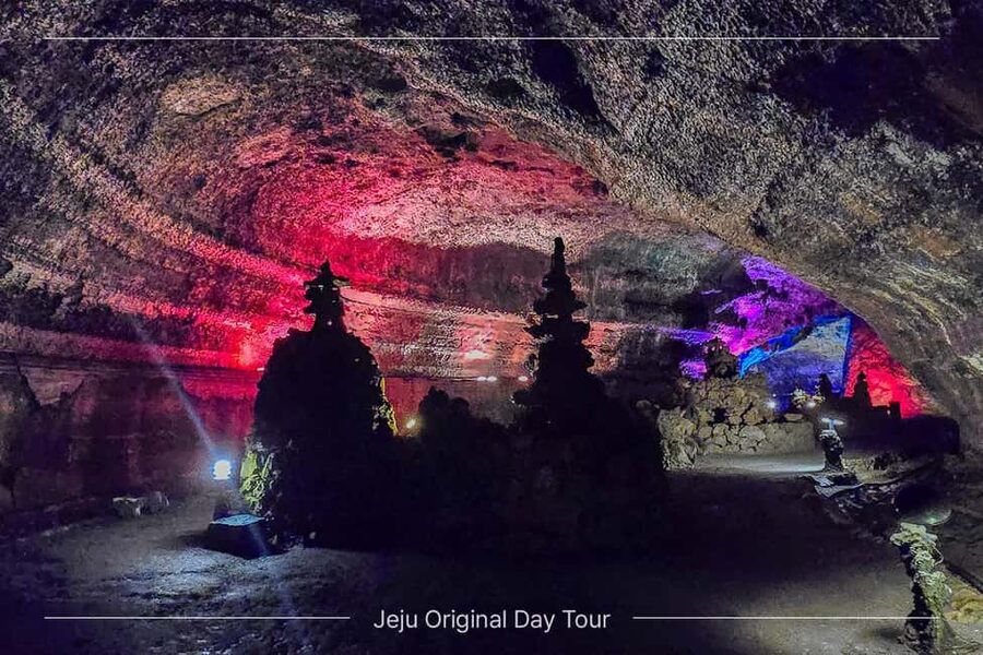 Jeju Island: Full-Day East Jeju Bus Tour with Entry Fees - Climbing Seongsan Ilchulbong