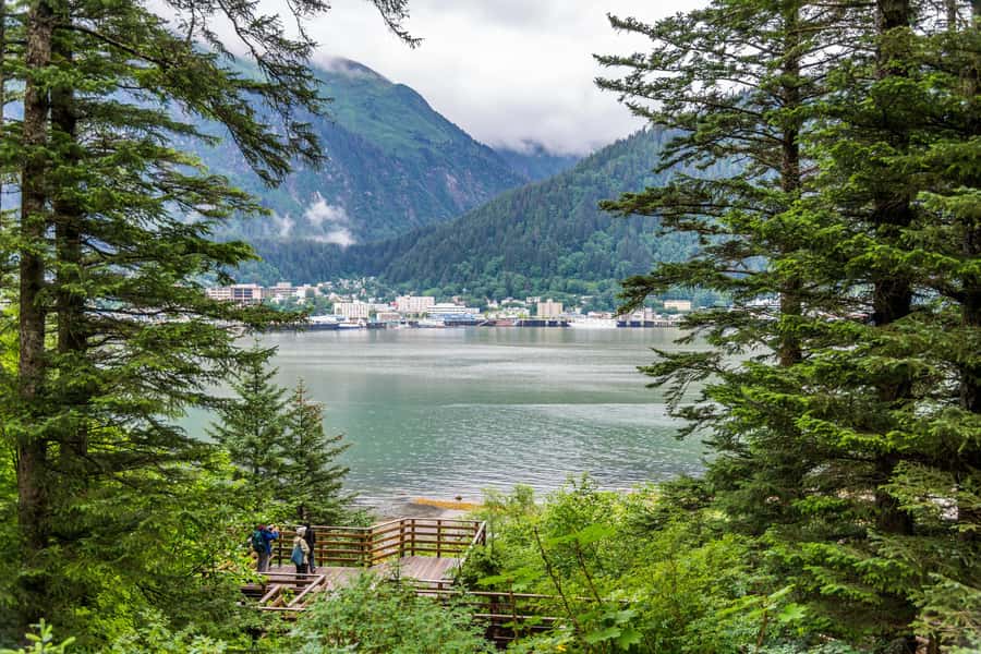 Juneau: City Highlights Bus Tour - Key points at a glance