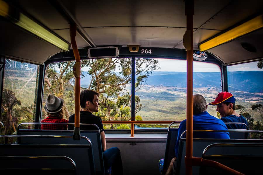 Katoomba: Blue Mountains Full-Day Hop-On Hop-Off Bus Tour - Stop 6 and the first great Blue Mountains view