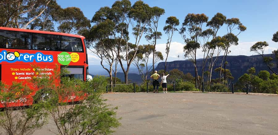 Katoomba: Lyrebird Hop-On Hop-Off and Scenic World Pass - Following the hop-on hop-off route