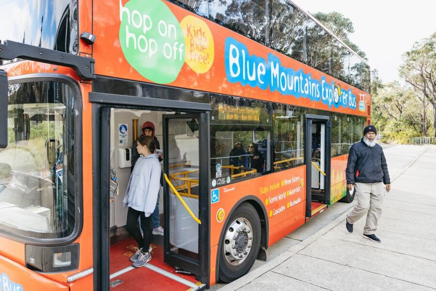 Katoomba: Lyrebird Hop-On Hop-Off and Scenic World Pass - Scenic Skyway and the Three Sisters view