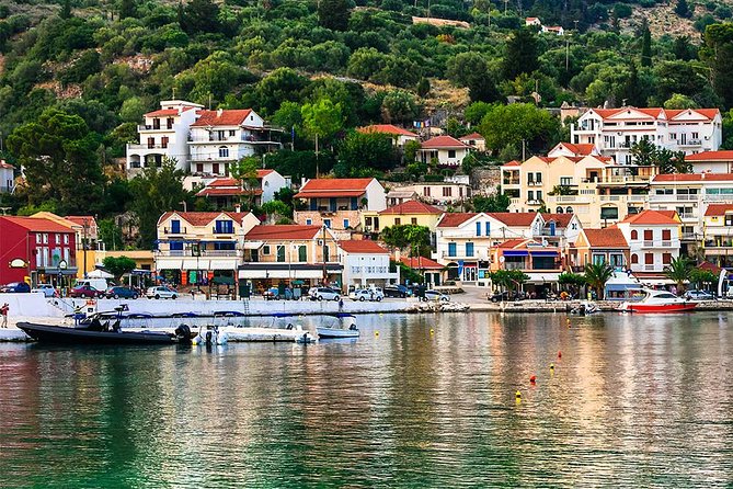 Kefalonia Highlights - Bus & Cruise, Assos & Lunch in Fiscardo - Cruising from Agia Efimia toward Fiscardo