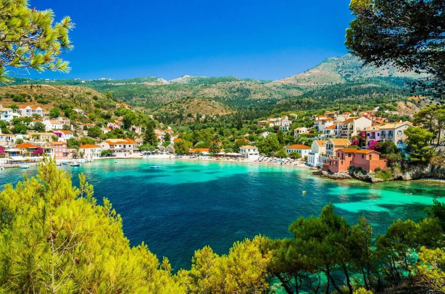 Kefalonia: Island Highlights Bus and Boat Tour with Lunch - What to bring and how to prepare