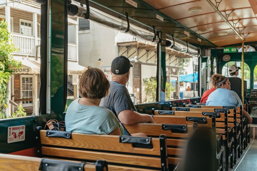 Key West: Old Town Trolley 13-Stop Hop-On Hop-Off Tour - Simonton Row, La Concha, and Bahama Village