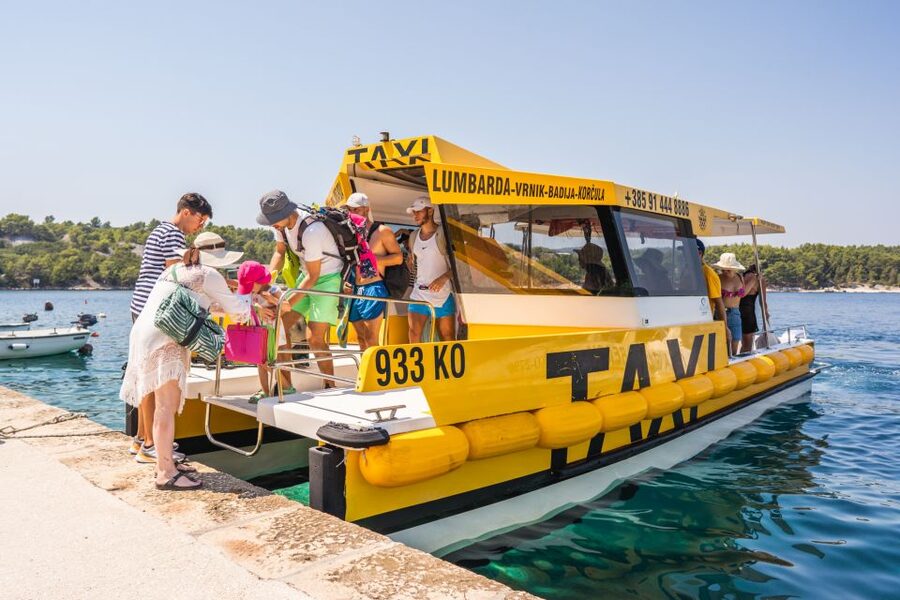 Korčula 3 ISLAND CATAMARAN TOUR Badija - Vrnik - Stupe - A realistic half-day plan