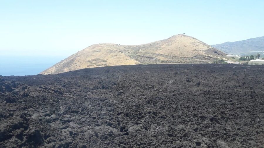 La Palma: San Antonio and Teneguia Volcanos Tour by 4x4 Bus - The new road across the Aridane Valley