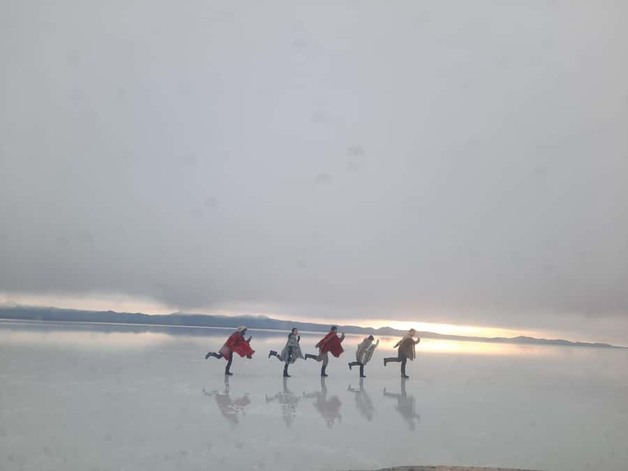 La Paz: Uyuni tour ending in Atacama Chile by bus. - Day two: from the train cemetery to the middle of the salt flats