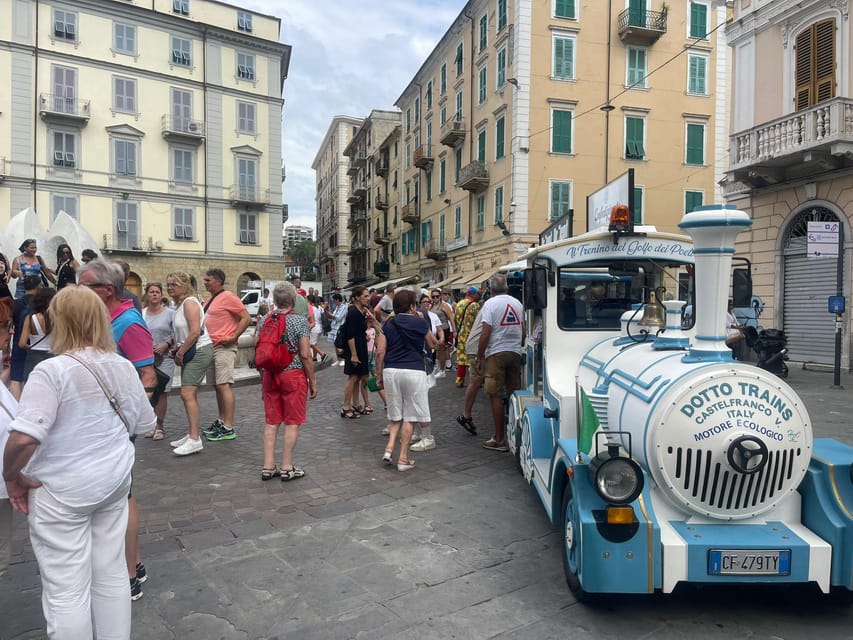 La Spezia: tour HOP ON HOP OFF con trenino e guida turistica - What the hop-on hop-off ticket really offers
