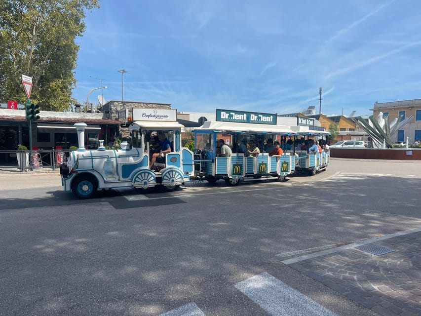 La Spezia: tour HOP ON HOP OFF con trenino e guida turistica - Museums and the old city streets