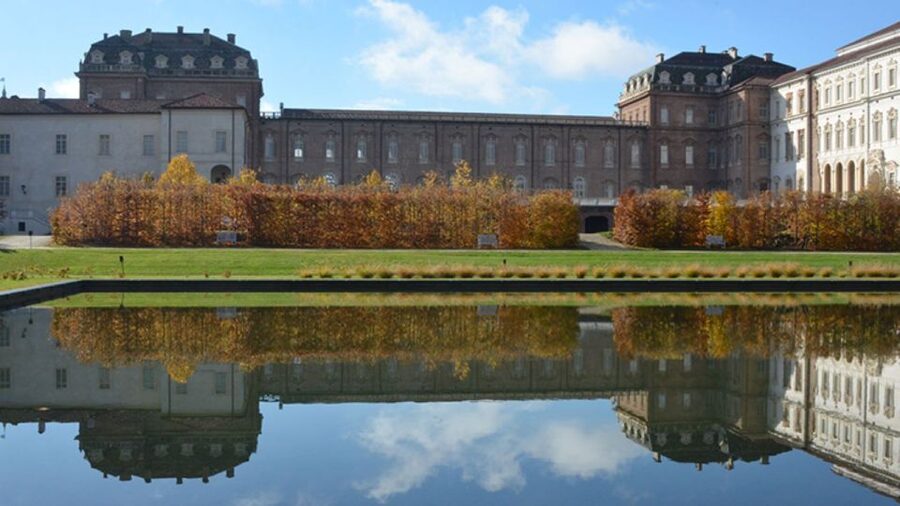 La Venaria Reale Entry Ticket and Hop-on Hop-off Bus Tour - Who will like this experience most?