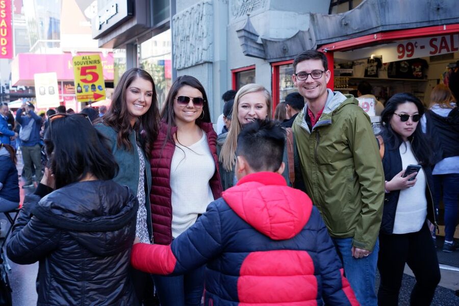 LA: Walk of Fame, Hollywood Sign & Beverly Hills Tour - Sunset Strip and West Hollywood