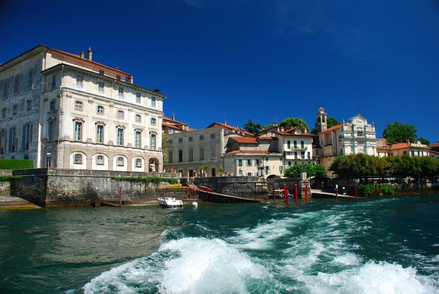 Lake Maggiore: 1-Day Boat, Bus & Cable Car Travel Pass - The ferry route through Stresa and the islands