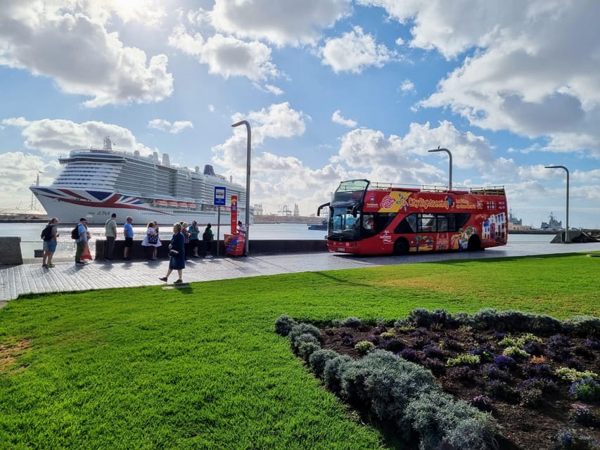 Las Palmas: City Sightseeing Hop-On Hop-Off Bus Tour - The views along Paseo de la Cornisa