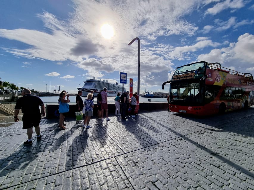 Las Palmas: City Sightseeing Hop-On Hop-Off Bus Tour - San Telmo, the Deportivo marina, and Santa Catalina