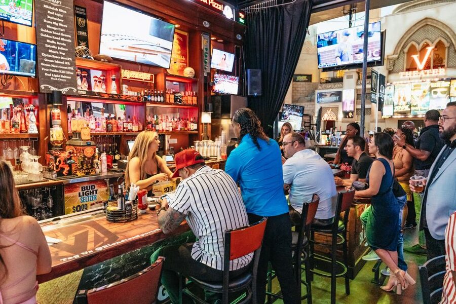 Las Vegas: Club Crawl and Party Bus with Free Drinks - Dress code can decide your entire night