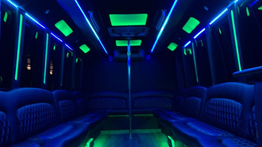 Las Vegas: Country Bar Crawl by Party Bus w/ Mixed Drinks - Should you book the country bar crawl?