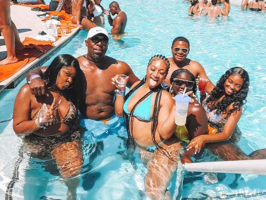 Las Vegas: Famous Pool Party Tour with Party Bus & Drinks - What you actually get for $65