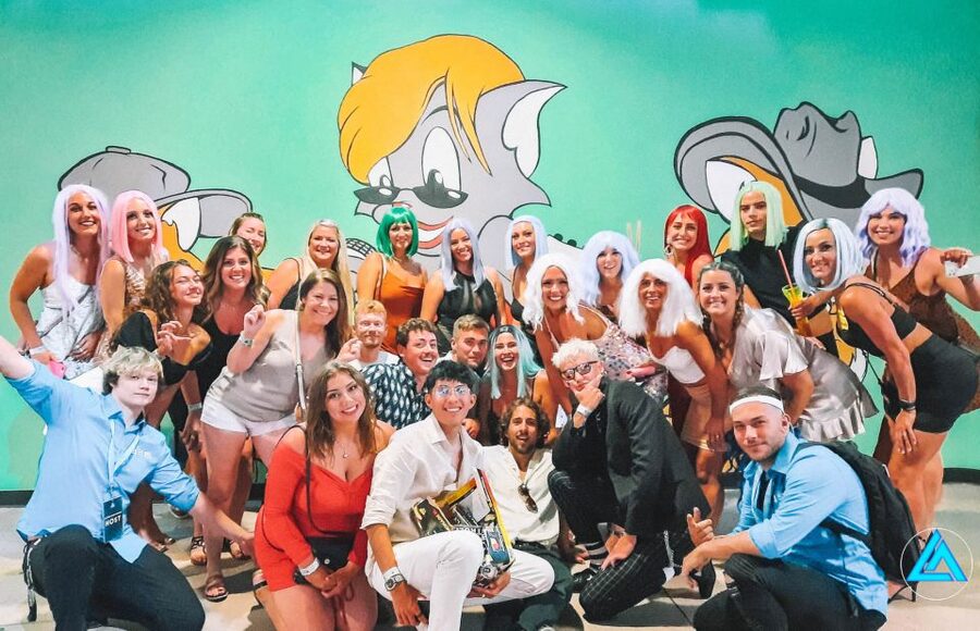 Las Vegas Fremont Street Bar Crawl (party bus add-on option) - Free entry helps, but the drink deals need a close look