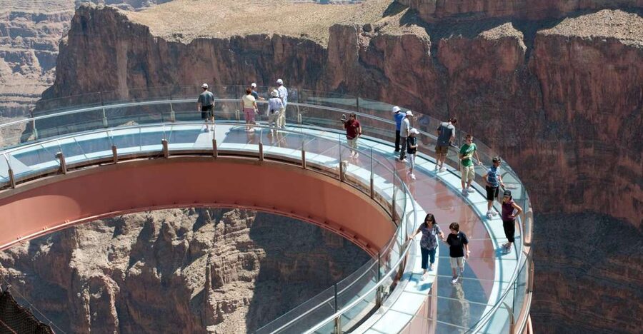Las Vegas: Grand Canyon West Bus Tour with Guided Walk - Hoover Dam on the return route