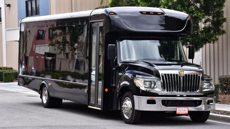 Las Vegas: Private Party Bus Tour Of Vegas Strip w Champagne - Should you book this Las Vegas party bus?