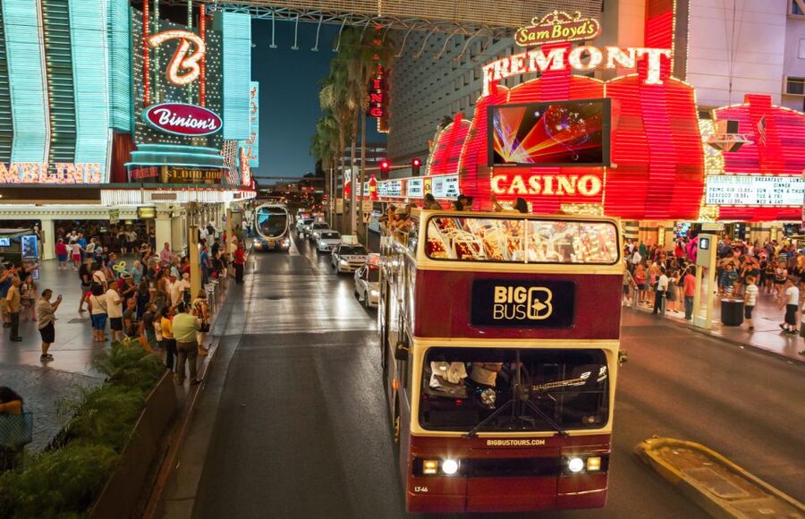 Las Vegas: Sightseeing Night Tour by Open-top Bus - The Strip by open-top double-decker
