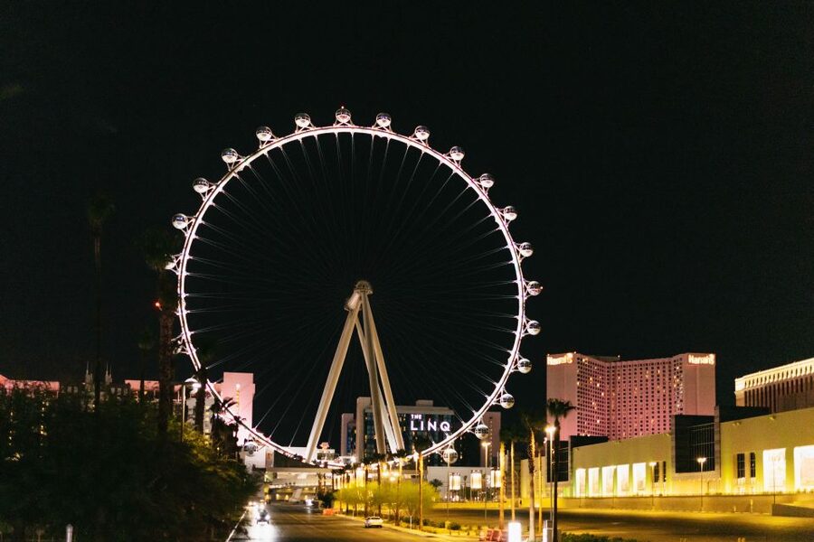 Las Vegas: Sightseeing Night Tour by Open-top Bus - Fremont Street and old Las Vegas