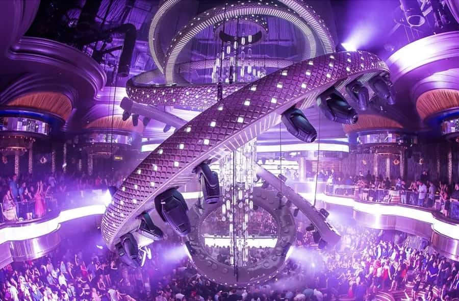 Las Vegas: VIP Club Crawl with Party Bus and Drinks - Practical Ways to Get More From the Night