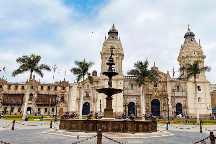 Lima: City Sightseeing Panoramic Bus Tour - Who will get the most from this tour