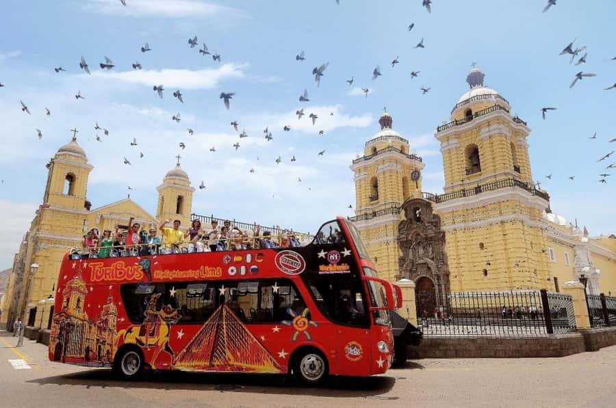 Lima : City tour 360° Panoramic bus - Sightseeing Tour - From Miraflores to Lima’s oldest surviving streets