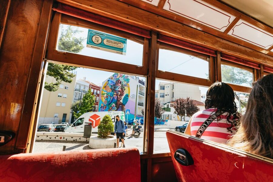 Lisbon: 72/96-Hour Hop-On Hop-Off Bus, Tram & Boat Ticket - Audio guides, staff, and day-to-day comfort