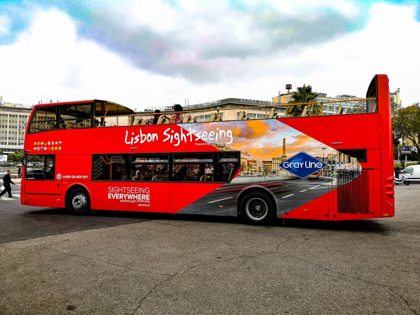 Lisbon: Hop-On Hop-Off Bus Tour - Audio guides, walking tours, and what you will hear