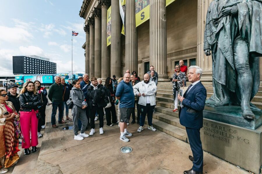 Liverpool: Official Peaky Blinders Coach Tour of Merseyside - Camden Town by the canal