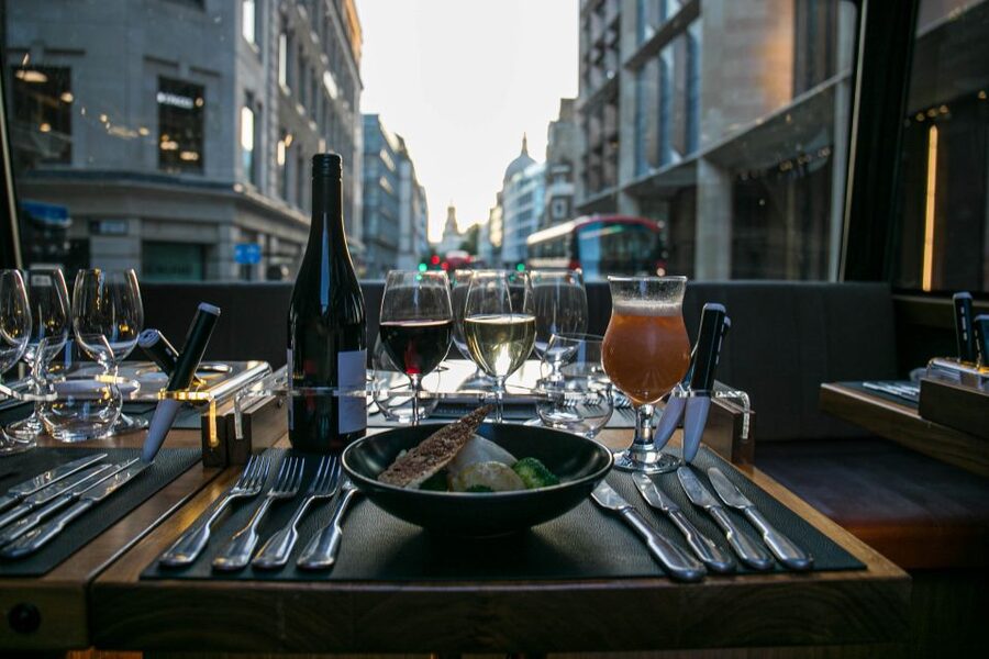 London: 4 Course Lunch Tour by Luxury Coach Bustronome - The staff make the moving meal work