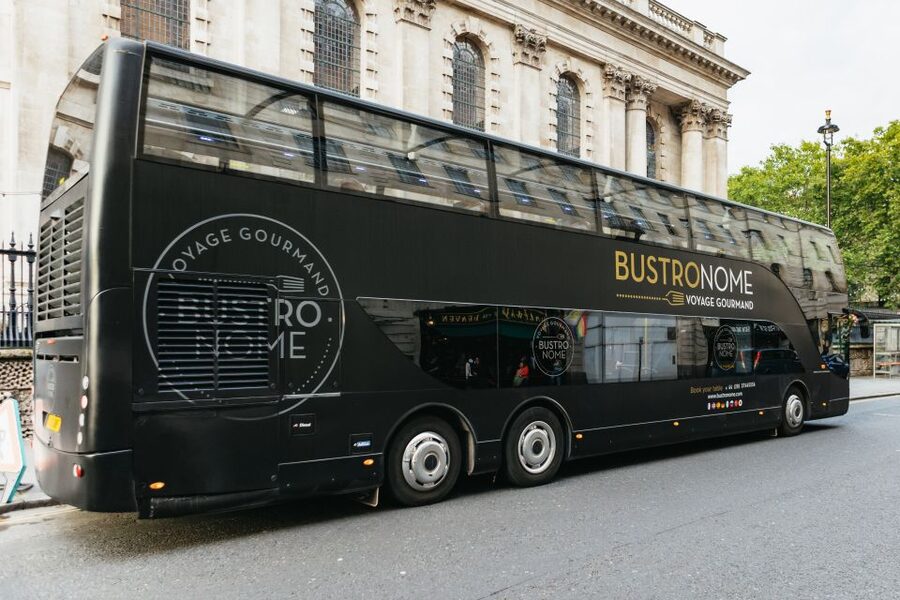 London: 6-Course Gourmet Dinner on a Luxury Coach - The landmark route, from riverside departure to central London