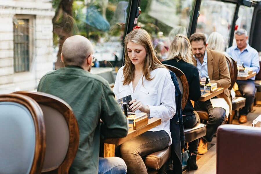 London: 6-Course Gourmet Dinner on a Luxury Coach - Who will enjoy this most