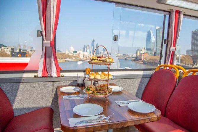 London Afternoon Tea Bus with Panoramic Tour - How much history will you actually hear?