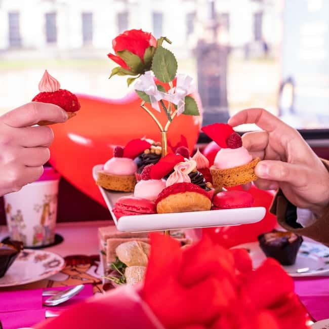 London: Afternoon Tea Sightseeing Bus Tour - Dietary needs and who should skip it