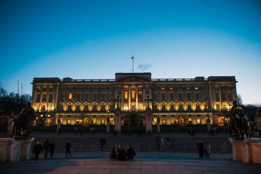 London: Big Bus Panoramic Evening Tour by Open-Top Bus - Who will get the most from the $49 price?