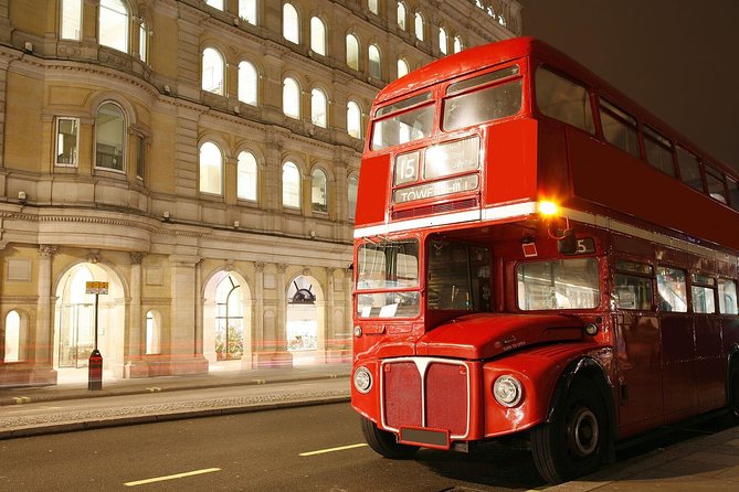 London: Christmas Lights Tour by Vintage Double-Decker Bus - The guide can make or break the evening