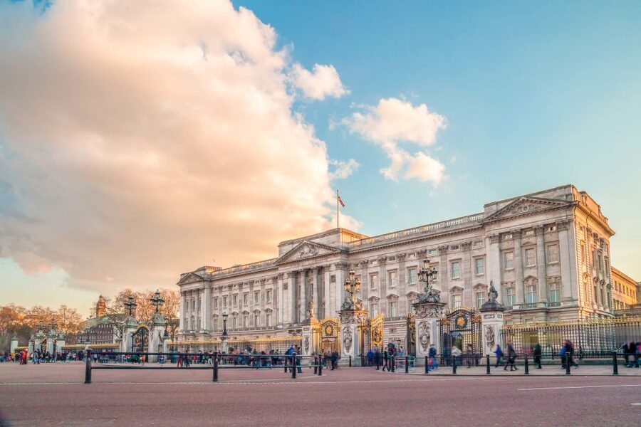London: Full-Day London Bus Tour - The London Eye option and its high views