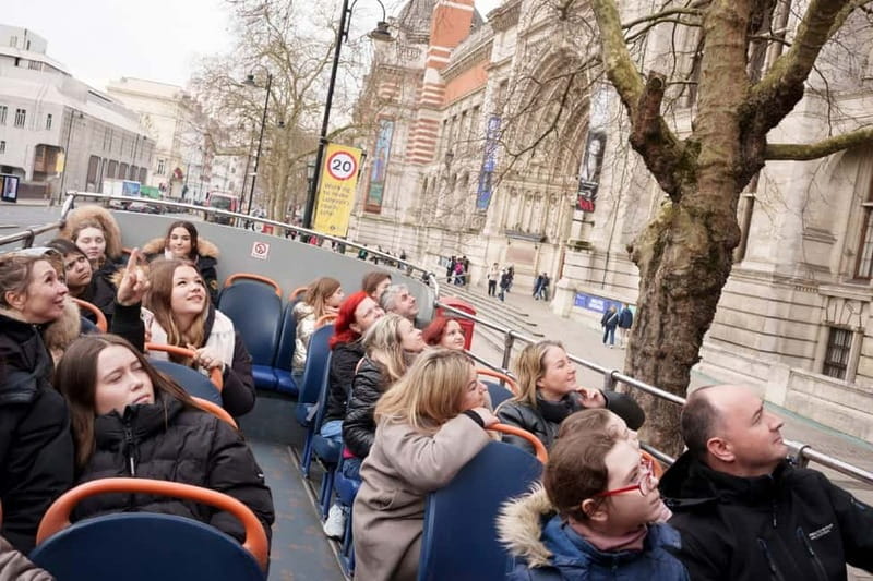 London: Golden Tours Gray Line Hop-on Hop-off Bus Tour - Walking tours and the wider Golden Pass choices