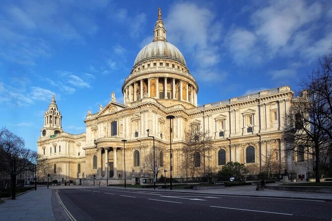 London: Guided Sightseeing Tour on a Vintage Open-Top Bus - The London Eye, Big Ben, and Parliament