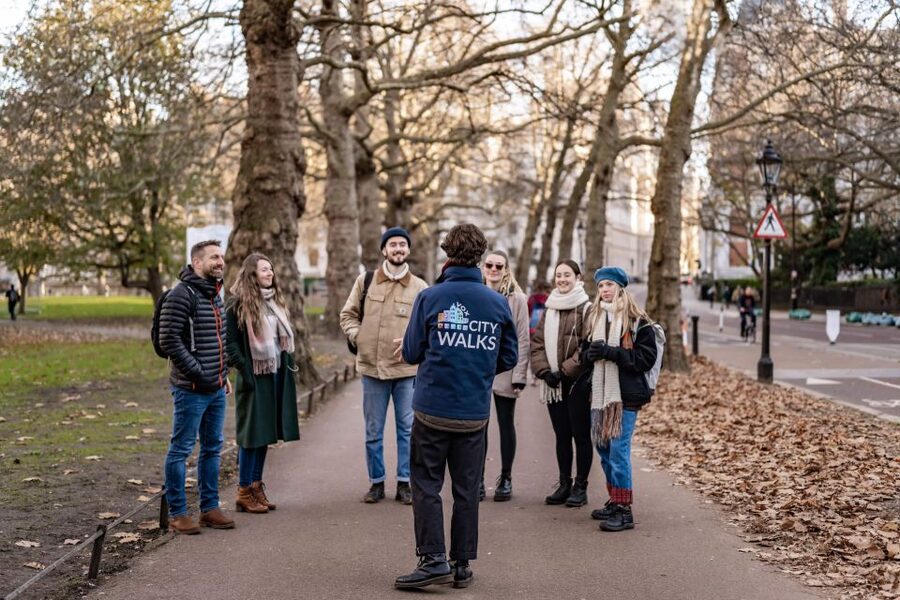 London: Harry Potter Walk, Hop-on Hop-off Bus Tour & Cruise - Nine extra walks through the Vox City app