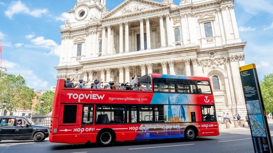 London: Hop-On Hop-Off Pass with Thames River Cruise 24 Hrs - Tickets, languages, and access