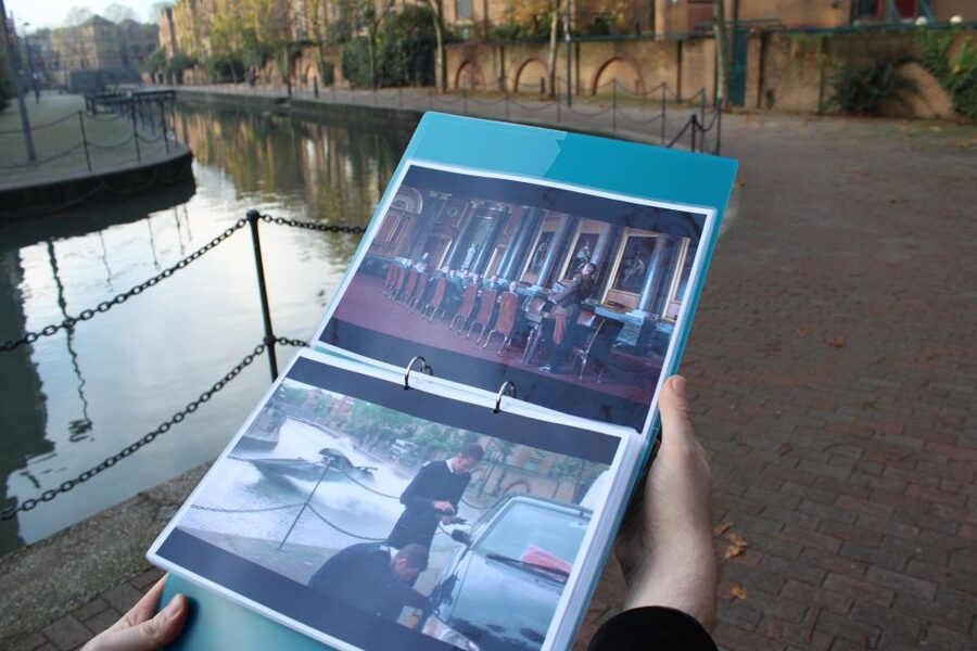 London: James Bond Small Group Mini Coach Tour - The splash from The World Is Not Enough