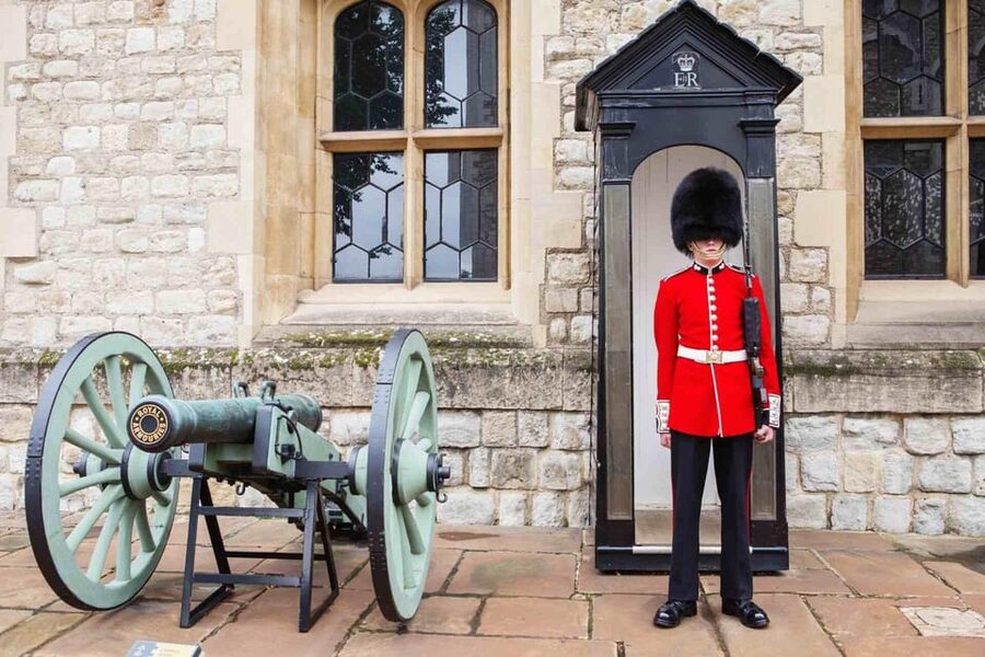 London: Landmarks Walking Tour, Hop-On Hop-Off Bus & Cruise - Regent Street, Piccadilly, And The West End