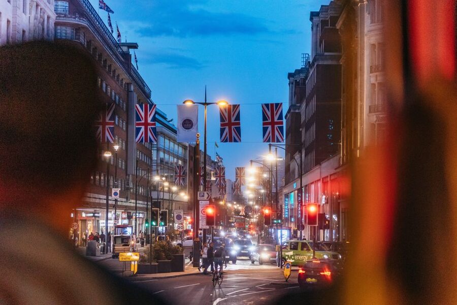London: London by Night Sightseeing Open-Top Bus Tour - Westminster Abbey, Big Ben, and the Houses of Parliament