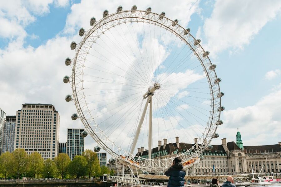 London: River Thames Hop-On Hop-Off Sightseeing Cruise - Should you book the Thames hop-on hop-off cruise?
