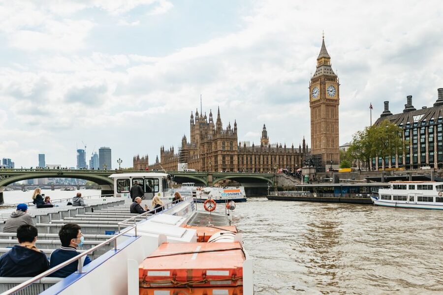 London: River Thames Hop-On Hop-Off Sightseeing Cruise - Canary Wharf and the ride east to Greenwich