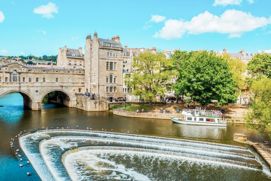 London: Stonehenge, Windsor, and Bath Day Trip by Bus - Leaving London for Windsor Castle